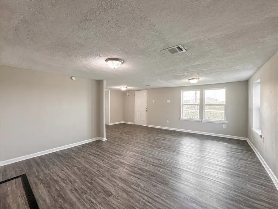 2234 Zapata Street, Freeport, TX 77541 - Image #3