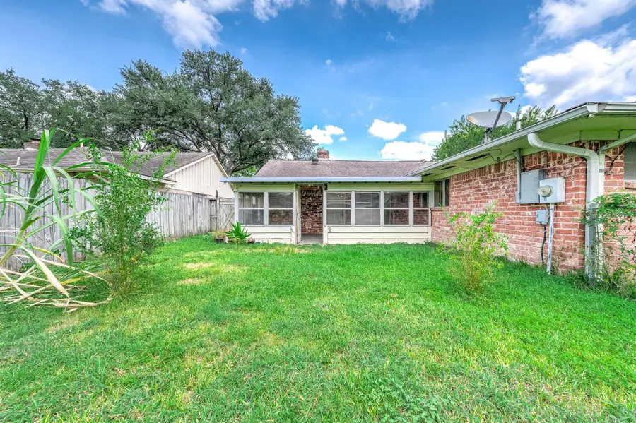 12323 Lima Drive, Houston, TX 77099 - Image #3
