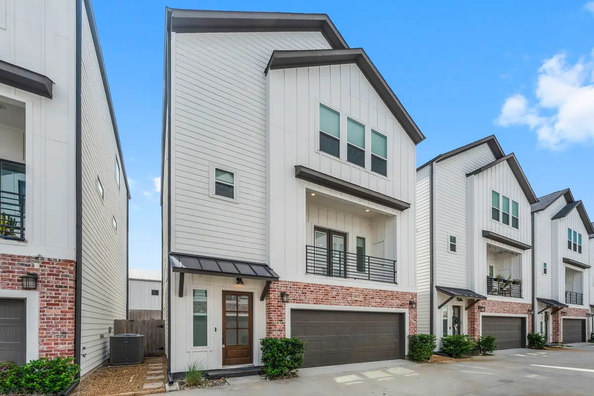 954 Fisher Street #E, Houston, TX 77018 - Image #1