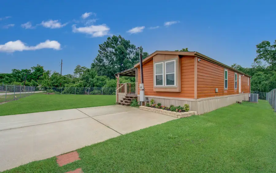 222 Kernohan Street, Crosby, TX 77532 - #3