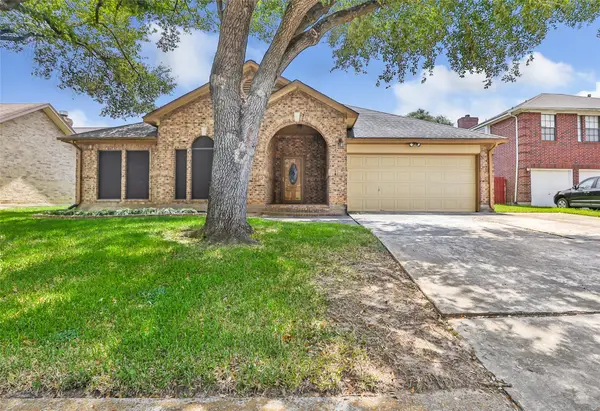 12714 Hidden Castle Drive, Houston, TX 77015