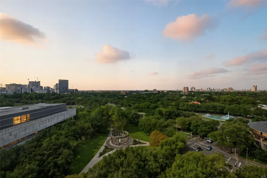 1111 Hermann Dr Drive #11E, Houston, TX 77004 - Image #3