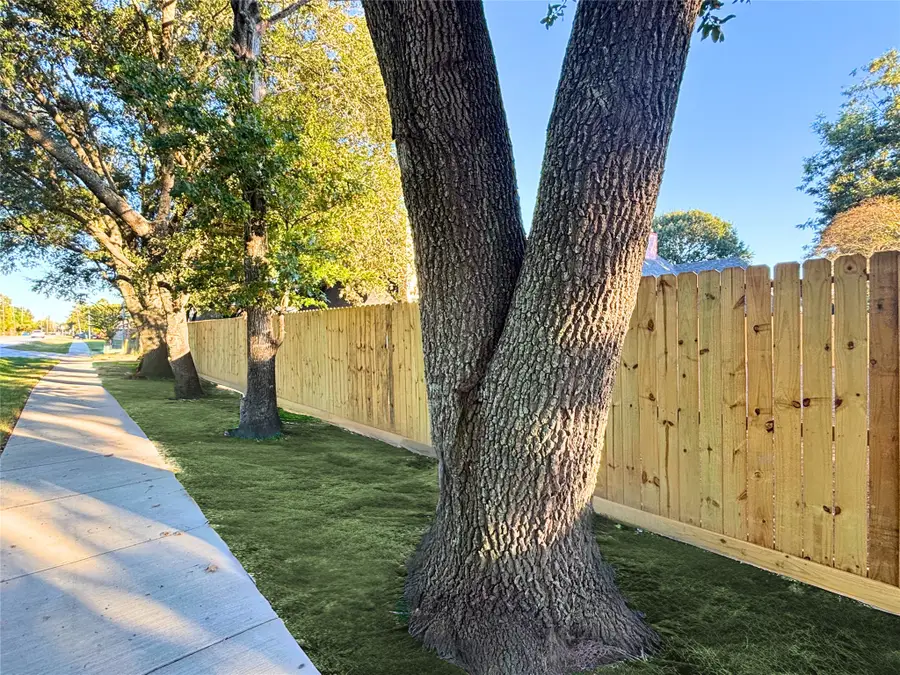 2602 Hummingbird Lane, Humble, TX 77396 - Image #3