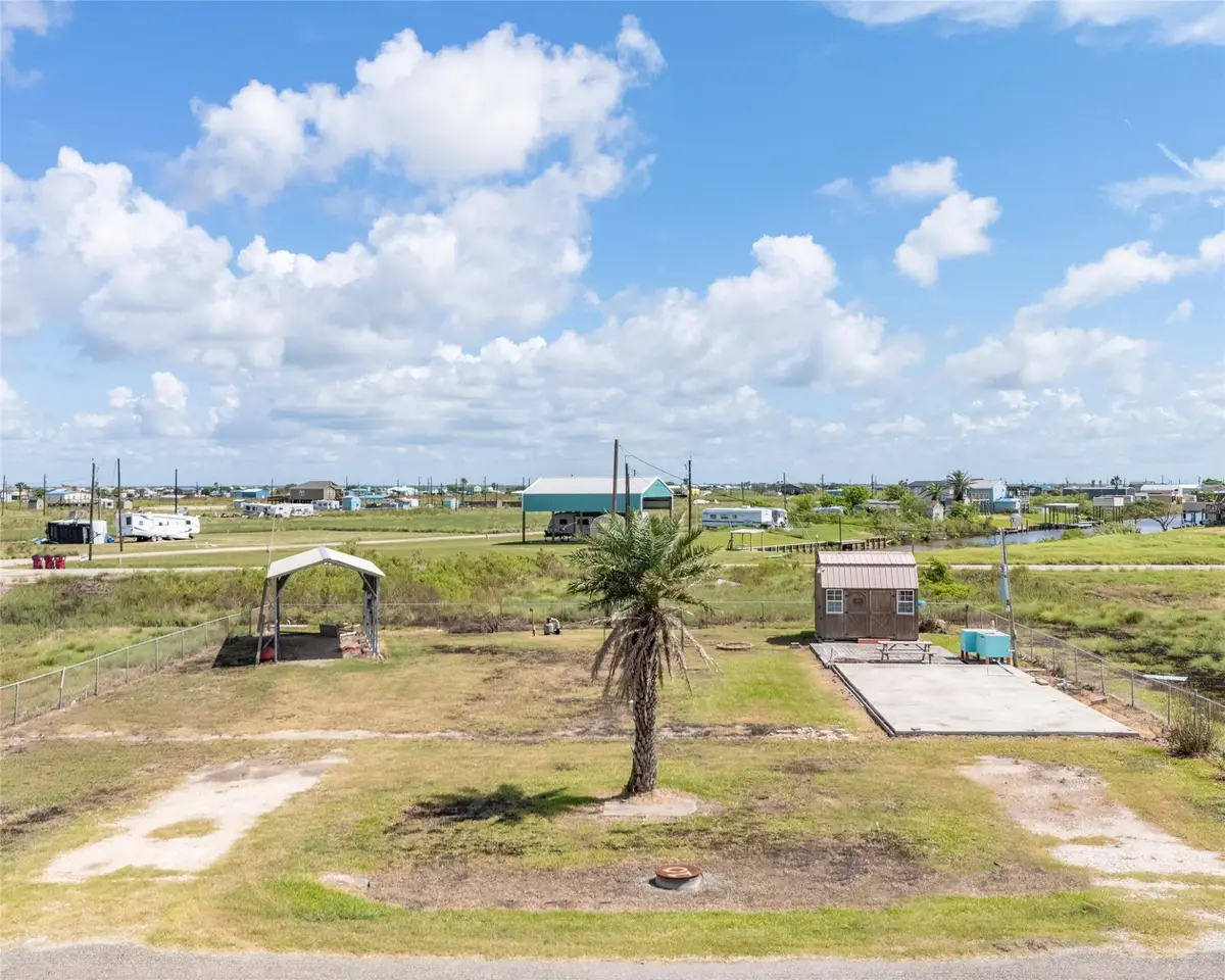 526 Blue Water, Sargent, TX 77414 - Image #1