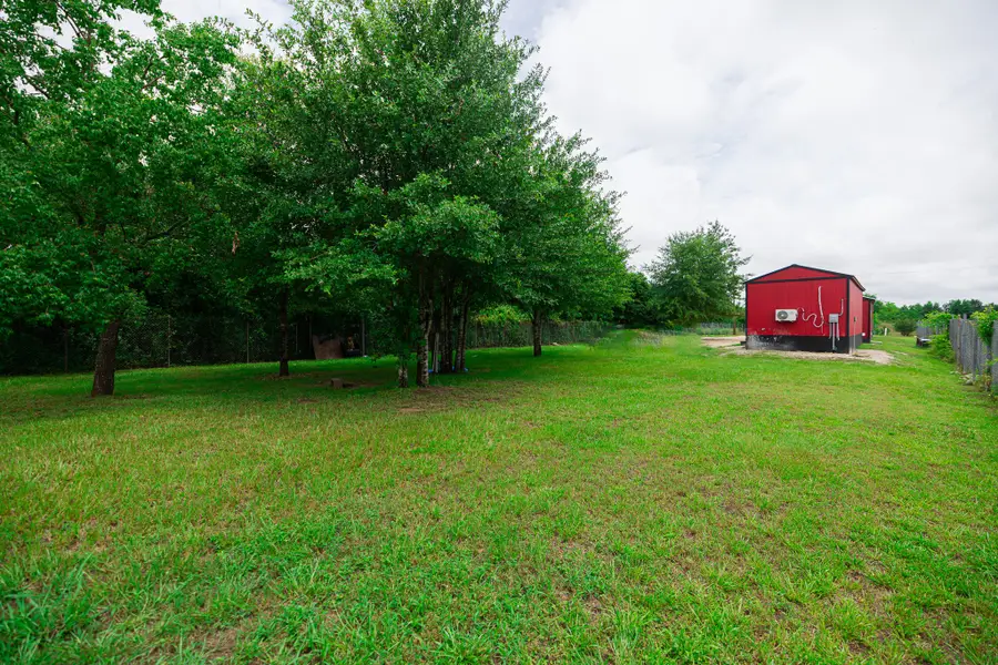 1715 County Road 3558, Cleveland, TX 77327 - Image #3