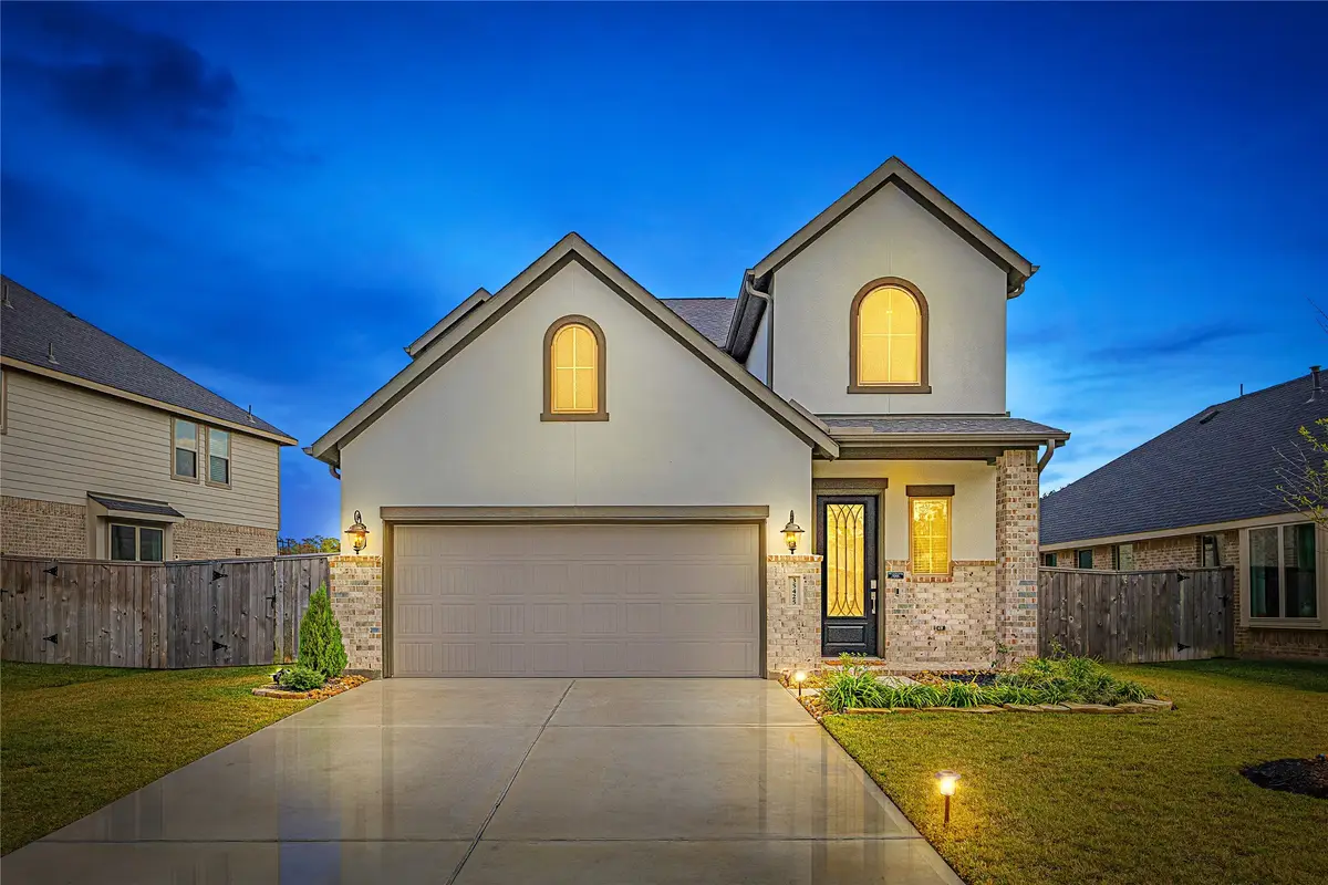 35425 Woodtrace Circle, Pinehurst, TX 77362 - #1