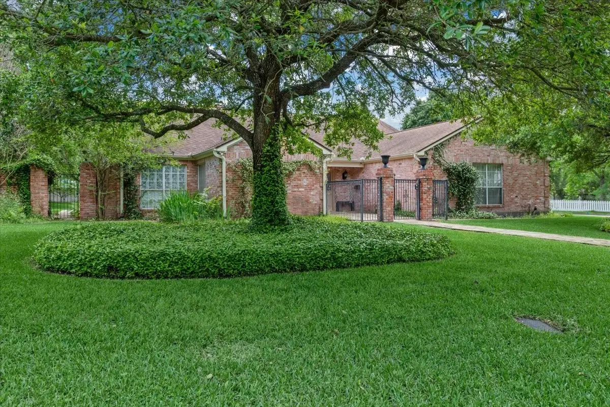 904 Holland Street, Navasota, TX 77868 - #1