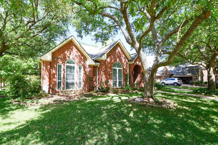 6715 Wildacre Drive, Sugar Land, TX 77479 - #3