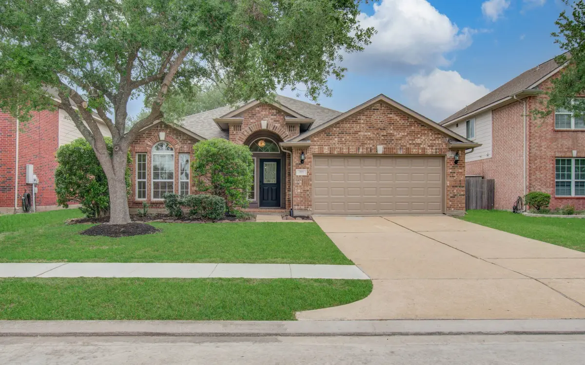2030 Creek Shore Lane, Pearland, TX 77581 - #1