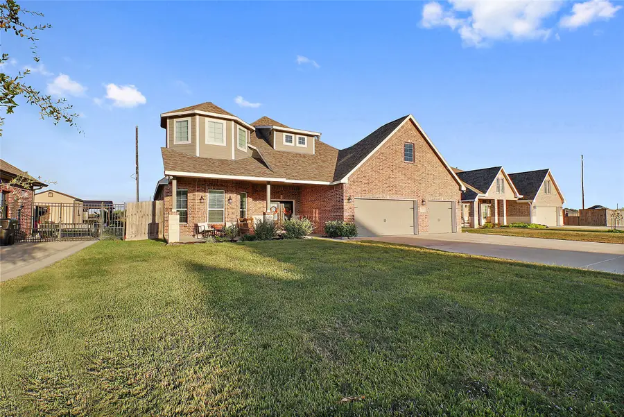 719 Cold Spring Drive, Baytown, TX 77523 - Image #2