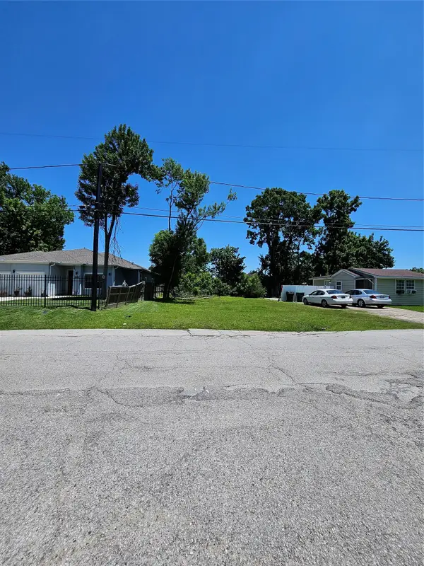 5418 Eastland, Houston, TX 77028