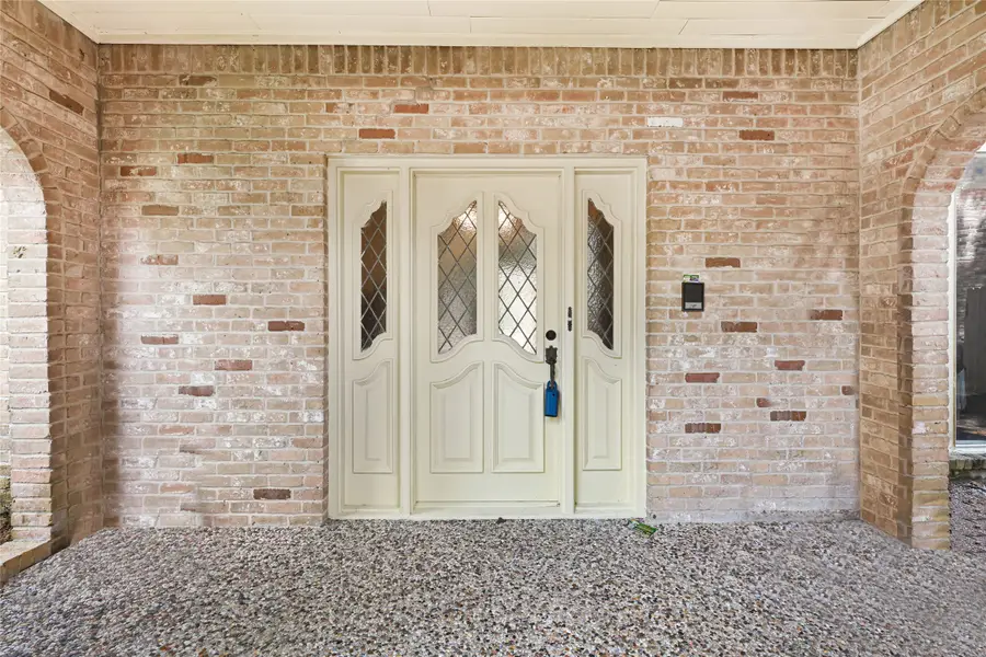 13702 Barons Bridge Drive, Houston, TX 77069 - Image #2