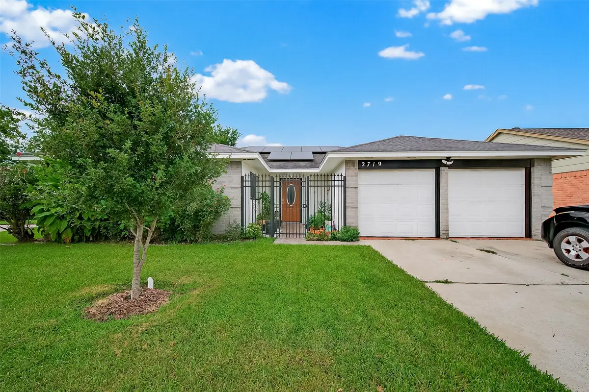 2719 Flintrock Circle, Houston, TX 77067 - #1