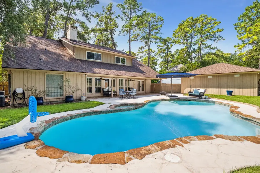 2007 Seven Oaks Drive, Kingwood, TX 77339 - Image #3