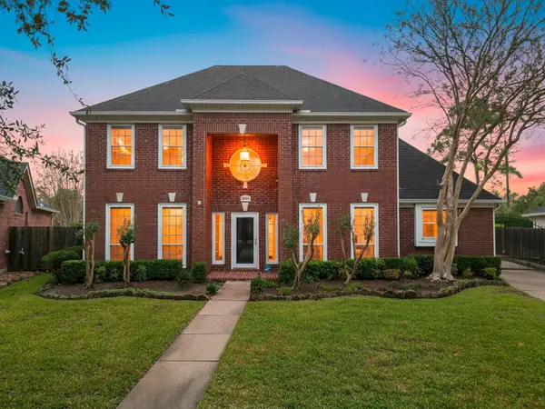 5010 Plantation Colony Court, Sugar Land, TX 77478