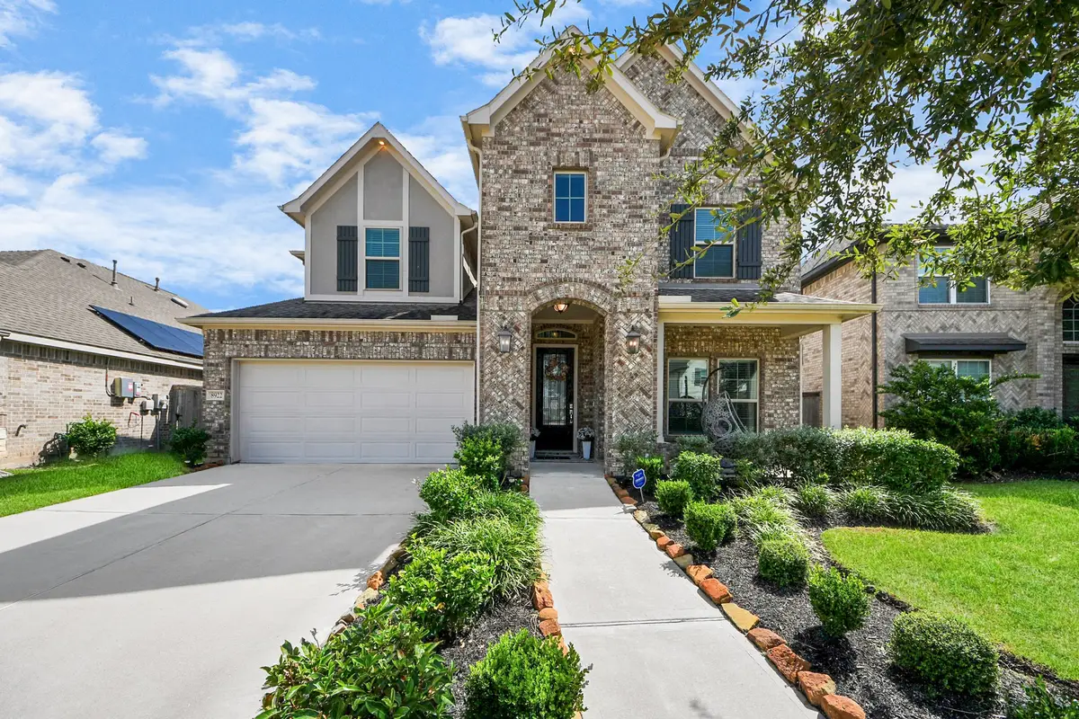 8922 Golden Mist Drive, Missouri City, TX 77459 - Image #1