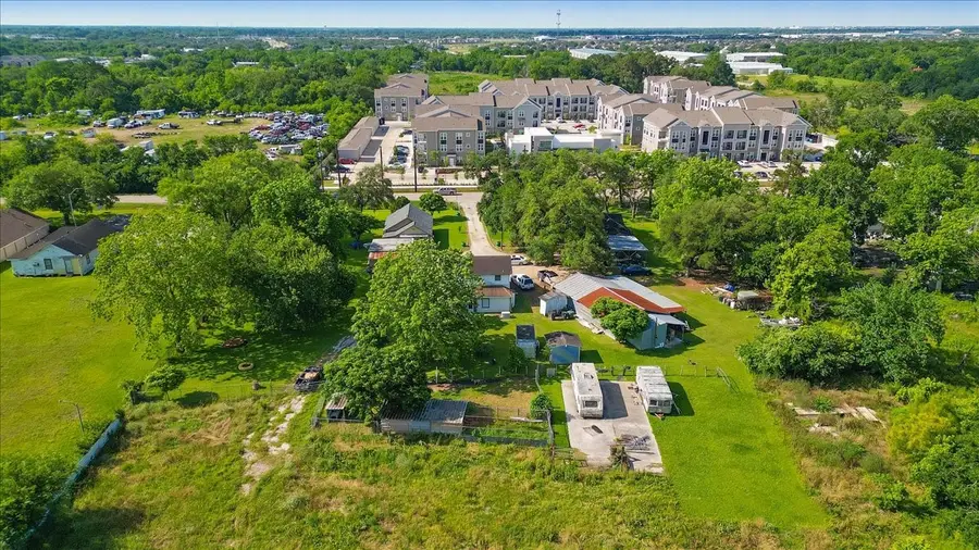 3921 Almeda Genoa Road, Houston, TX 77047 - #2