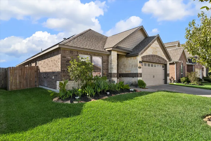429 Lake Line Drive, Alvin, TX 77511 - #2
