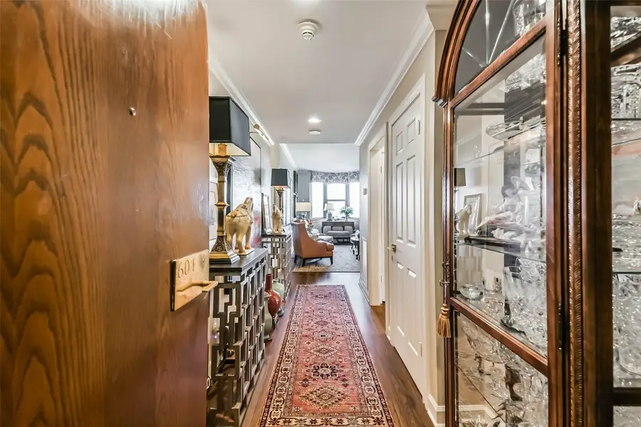 651 Bering Drive #601, Houston, TX 77057 - #3