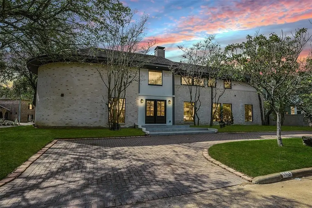 5614 Indian Circle, Houston, TX 77056 - Image #1
