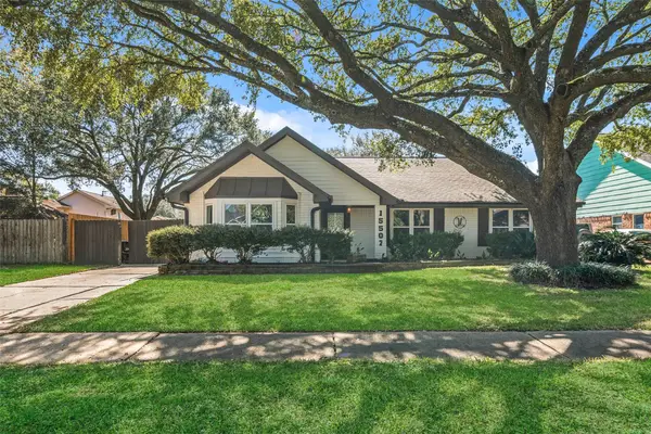 15507 Four Leaf Drive, Houston, TX 77084