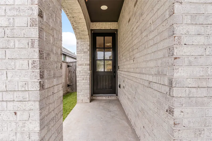 712 Washita Falls Lane, Conroe, TX 77304 - Image #3