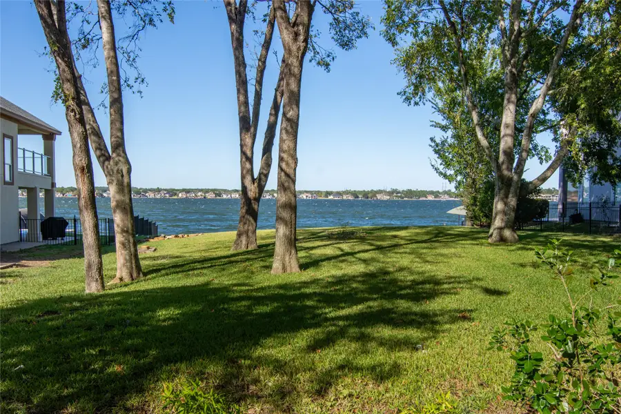 3818 Treasure Island Drive, Montgomery, TX 77356 - Image #3