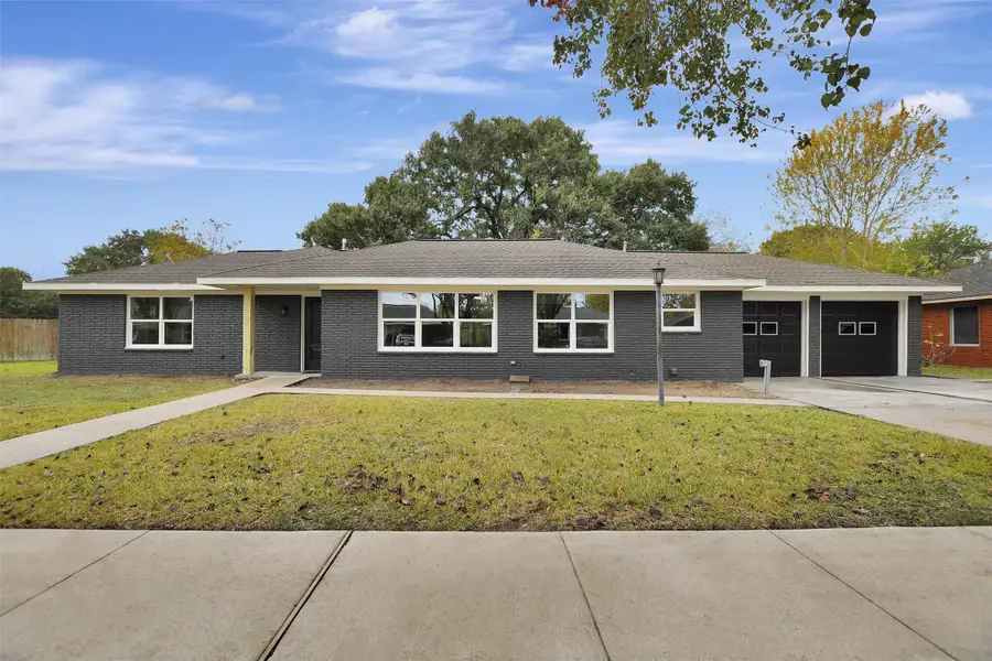 1914 Monroe Drive, Pasadena, TX 77502 - Image #3