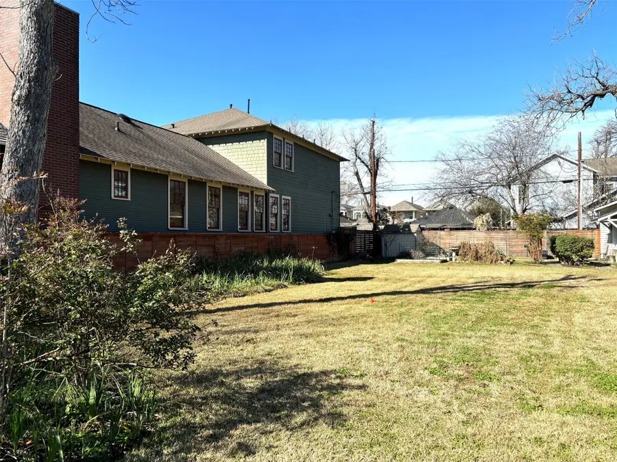 427 E 24th Street, Houston, TX 77008 - Image #2