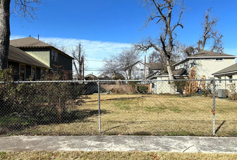 427 E 24th Street, Houston, TX 77008 - Image #3