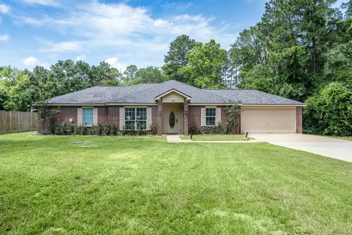198 Oak Hollow Boulevard, Magnolia, TX 77355 - #1