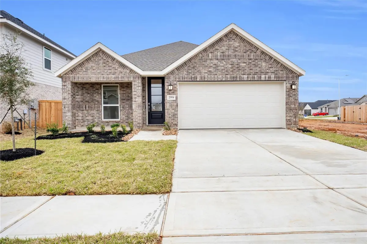 2820 Ravine Bluffs Court, League City, TX 77573 - Image #1