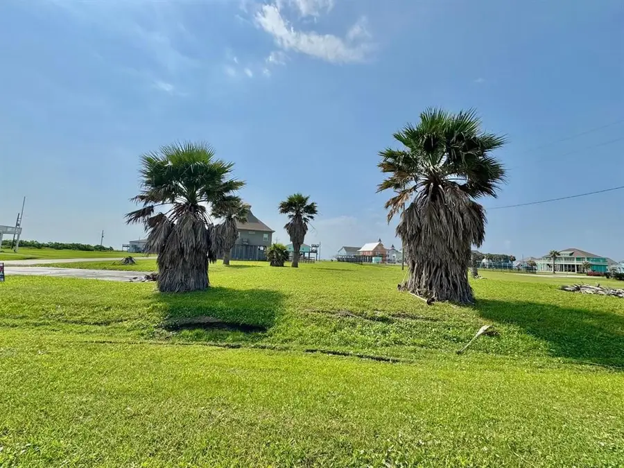 985 Sailfish, Crystal Beach, TX 77650 - #3