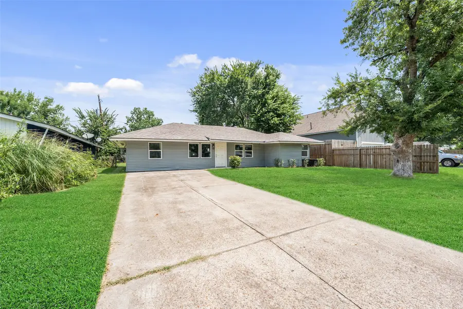 5823 Lyndhurst Drive, Houston, TX 77033 - #2