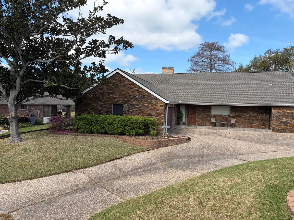 1122 Lakeside Drive, Huntsville, TX 77320 - #1