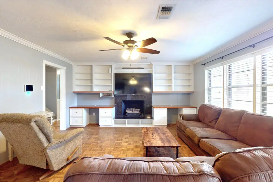 2106 S Memorial Court, Pasadena, TX 77502 - #3