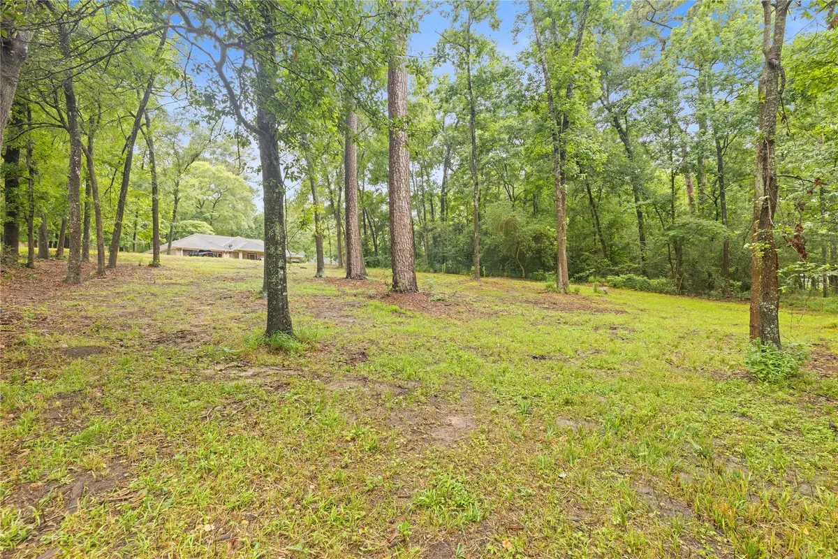 814 Overbrook Drive, Huntsville, TX 77340 - #1