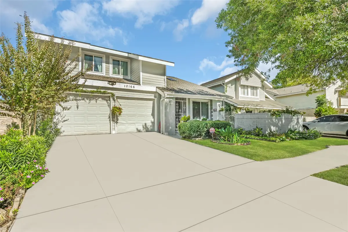 12166 Huntington Venture Drive, Houston, TX 77099 - Image #1