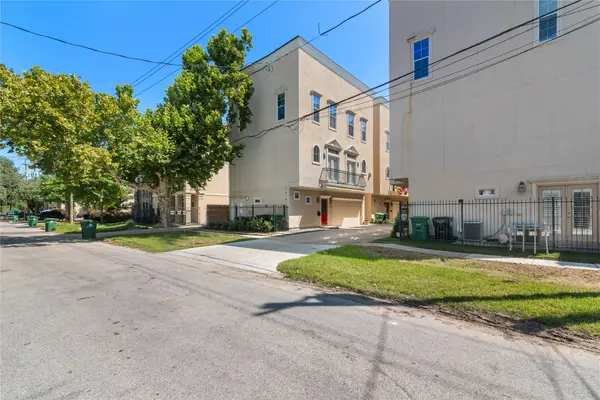 1510 Birdsall Street, Houston, TX 77007