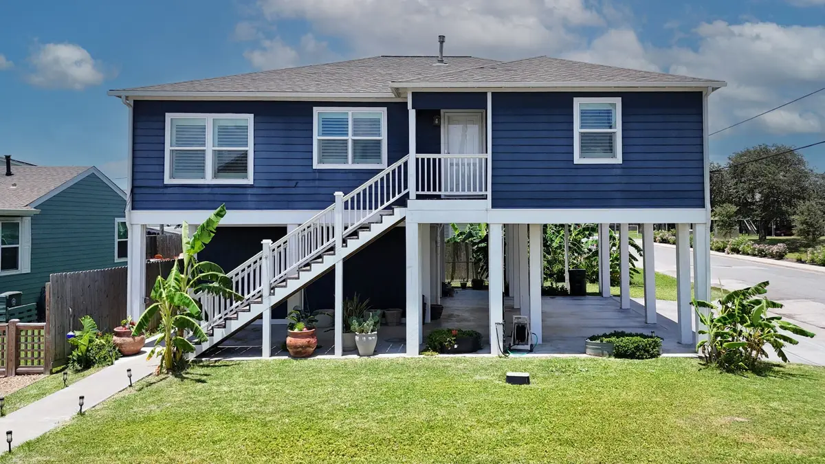 6902 Avenue P, Galveston, TX 77551 - #1