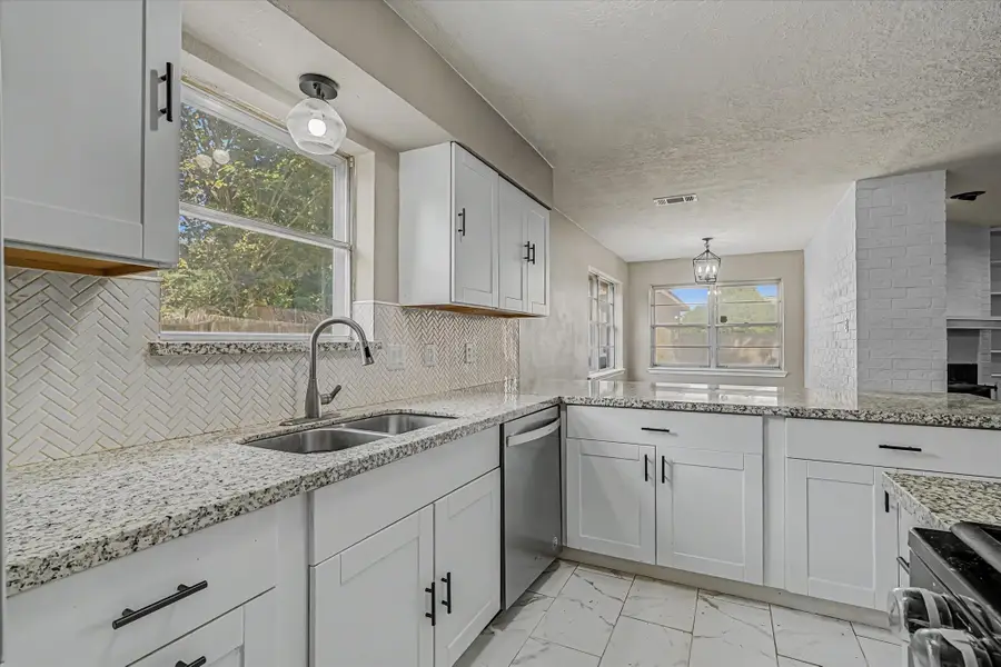 2901 Castle Court, Pearland, TX 77581 - #3