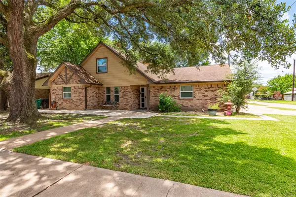 2302 Peach Lane, Pasadena, TX 77502