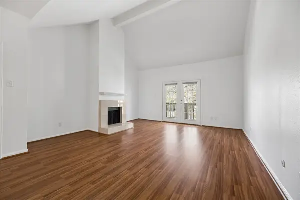 2100 Tanglewilde Street #286, Houston, TX 77063