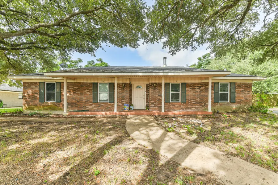 2408 Lynne Way Street, Brenham, TX 77833 - Image #3