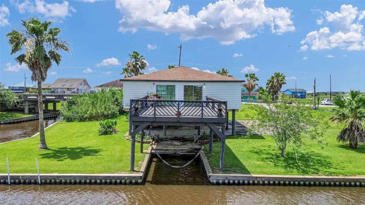 1571 Blue Water Drive, Freeport, TX 77541 - #1