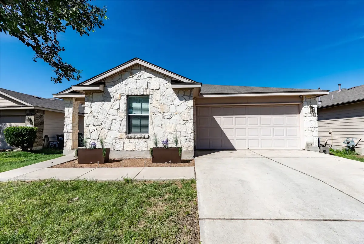 371 Nottingham Loop, Kyle, TX 78640 - #1