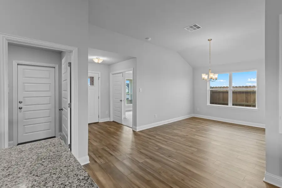 2281 N Post Oak Circle, Dayton, TX 77535 - Image #3