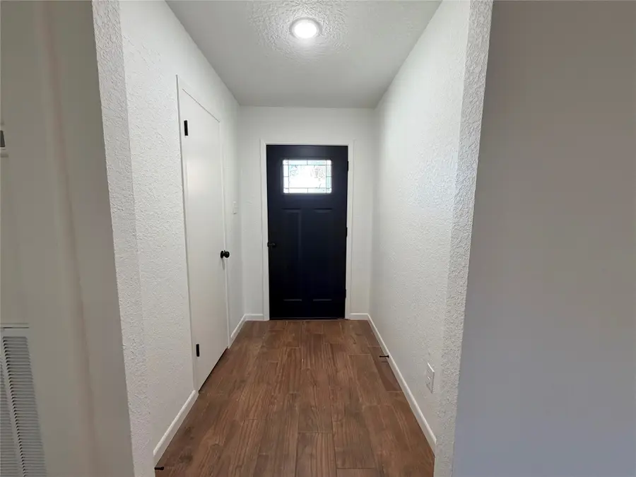 1017 Crossing Road, Angleton, TX 77515 - #3