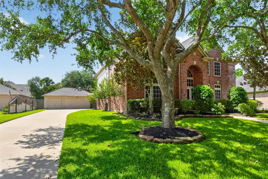 2804 Harvest Hill Drive, Friendswood, TX 77546 - #2