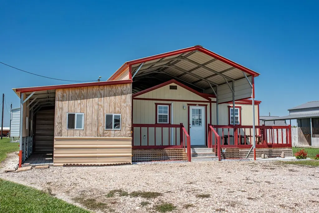 68 Piranha, Palacios, TX 77465 - Image #1